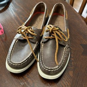 Sperry original boat shoe